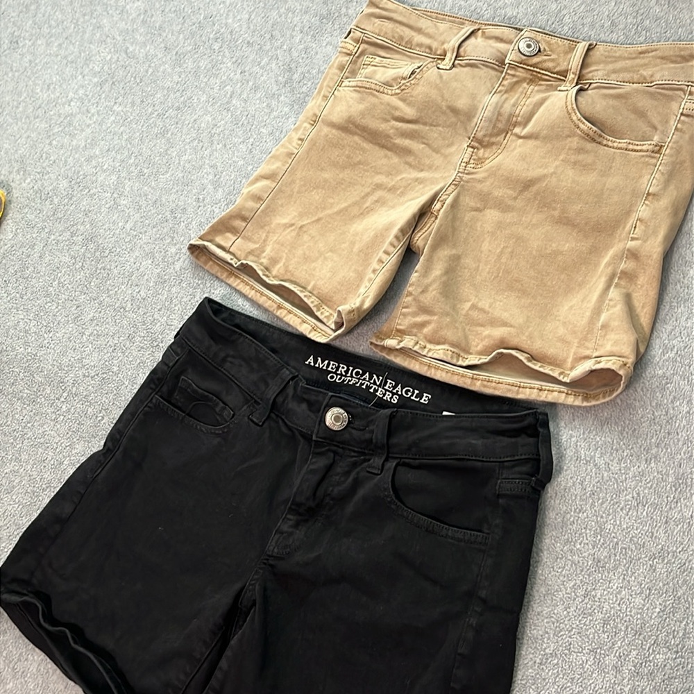 American Eagles Midi Shorts Bundle Lot Size 4 Black Khaki Summer - Picture 7 of 7